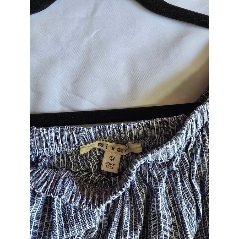 Blue & White Striped Off Shoulder Blouse Size Medium - Picture 4 of 4